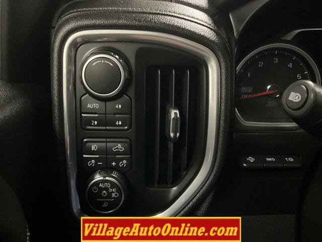 Used 2019 Chevrolet Silverado 1500 High Country w/ Technology Package AWD/4WD image 25