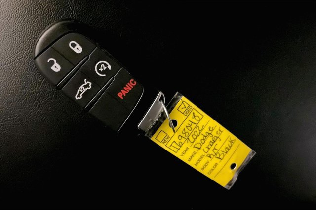 Used 2022 Dodge Charger R/T w/ Plus Group RWD image 11