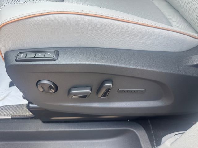 Used 2025 Volkswagen ID. Buzz Pro S Plus AWD/4WD image 11