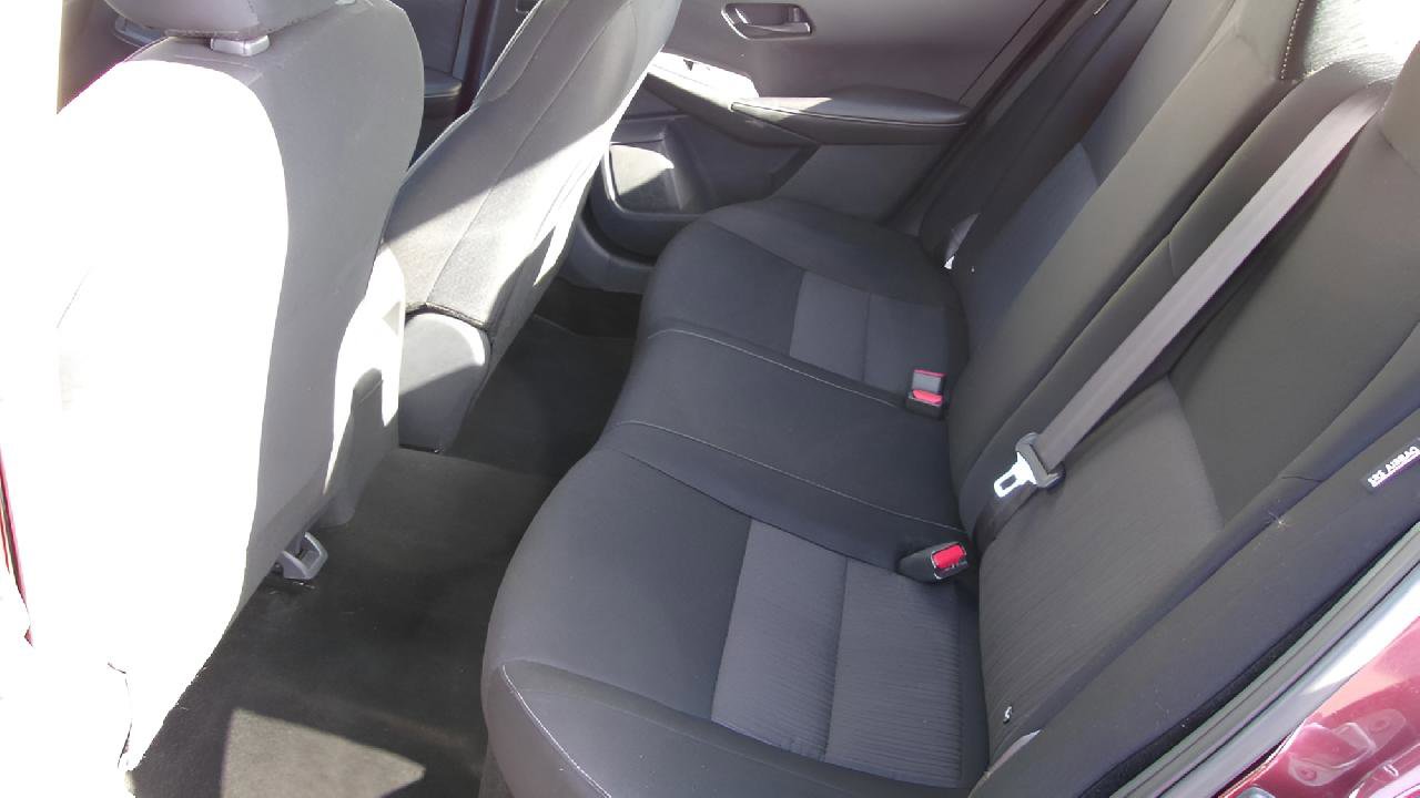 Used 2024 Nissan Sentra SV FWD image 10