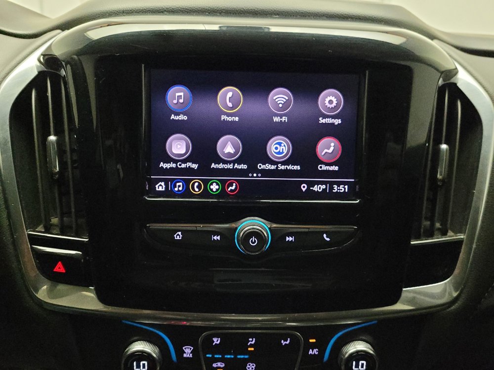 Used 2020 Chevrolet Traverse LS image 25