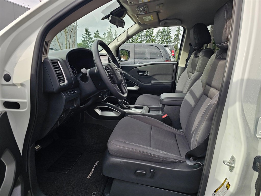 Used 2023 Nissan Frontier SV w/ Technology Package image 27