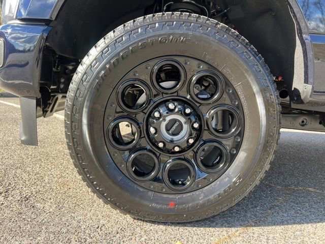 Used 2025 Ford F350 Lariat w/ Black Appearance Package image 16