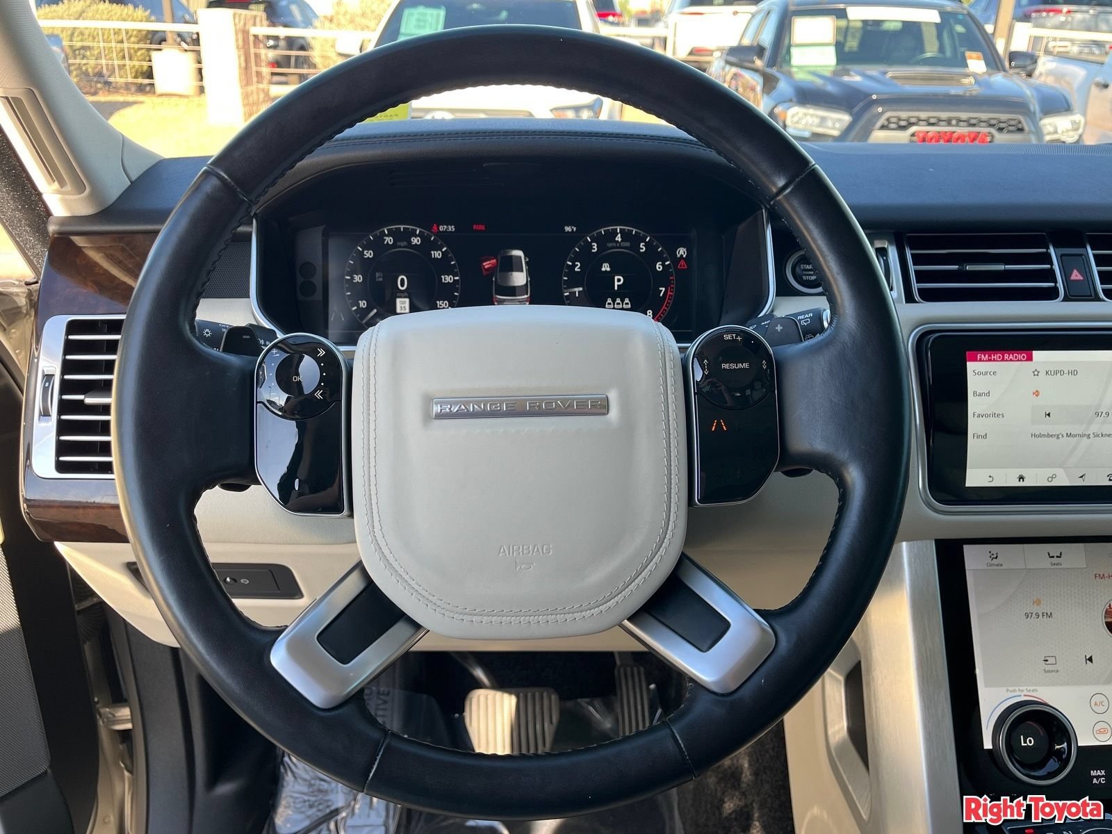 Used 2021 Land Rover Range Rover AWD/4WD image 21