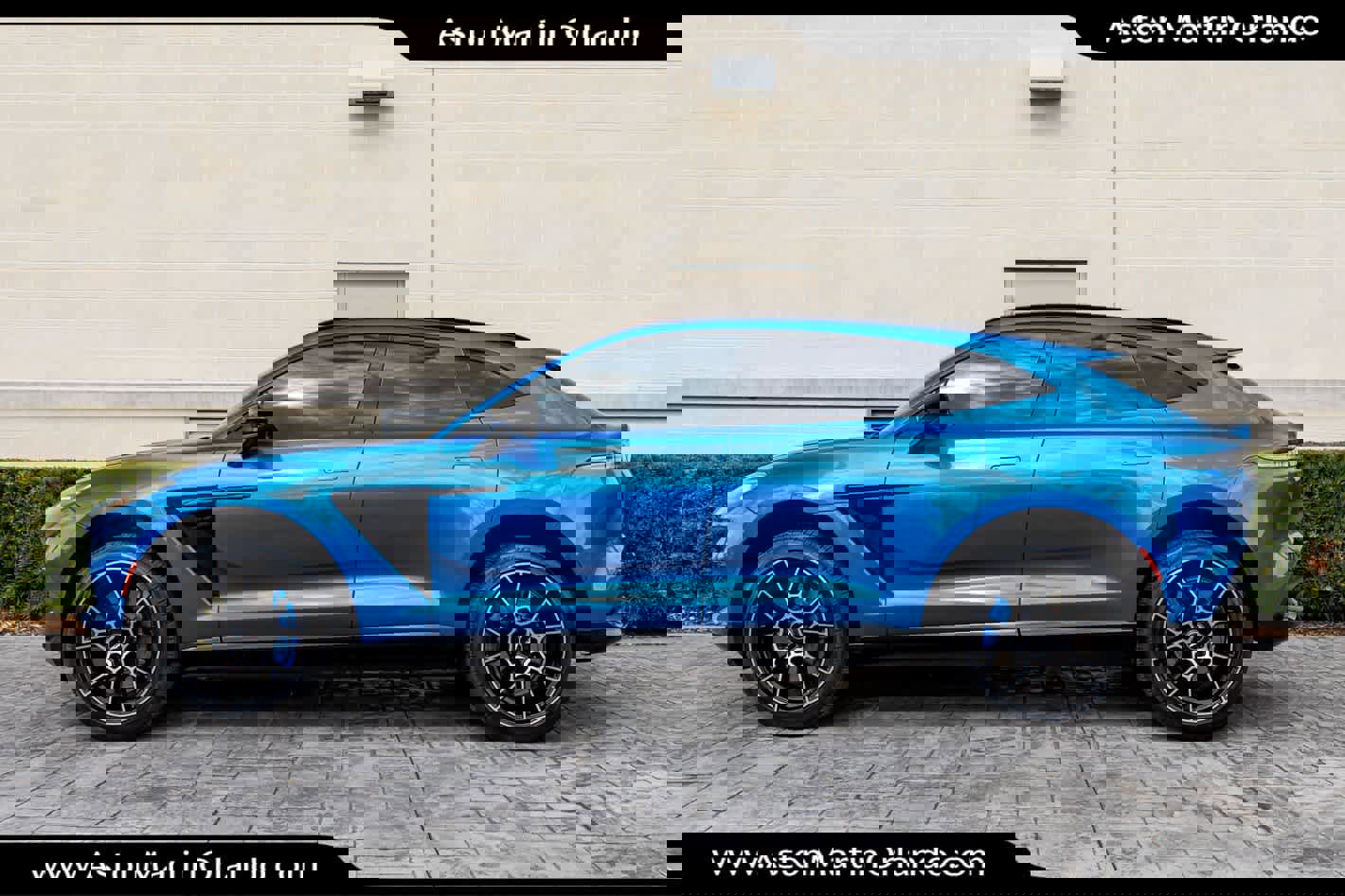 Used 2021 Aston Martin DBX image 33