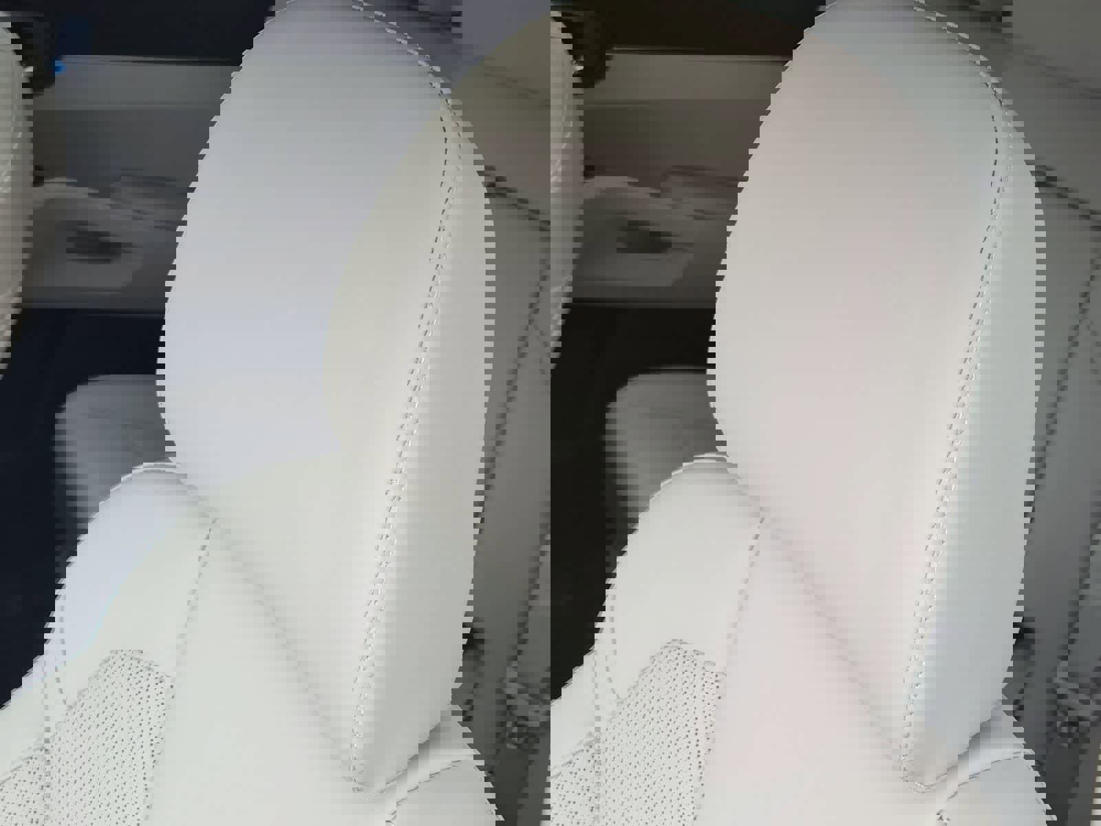 New 2026 Kia Sorento S w/ S Panoramic Sunroof Package FWD image 14