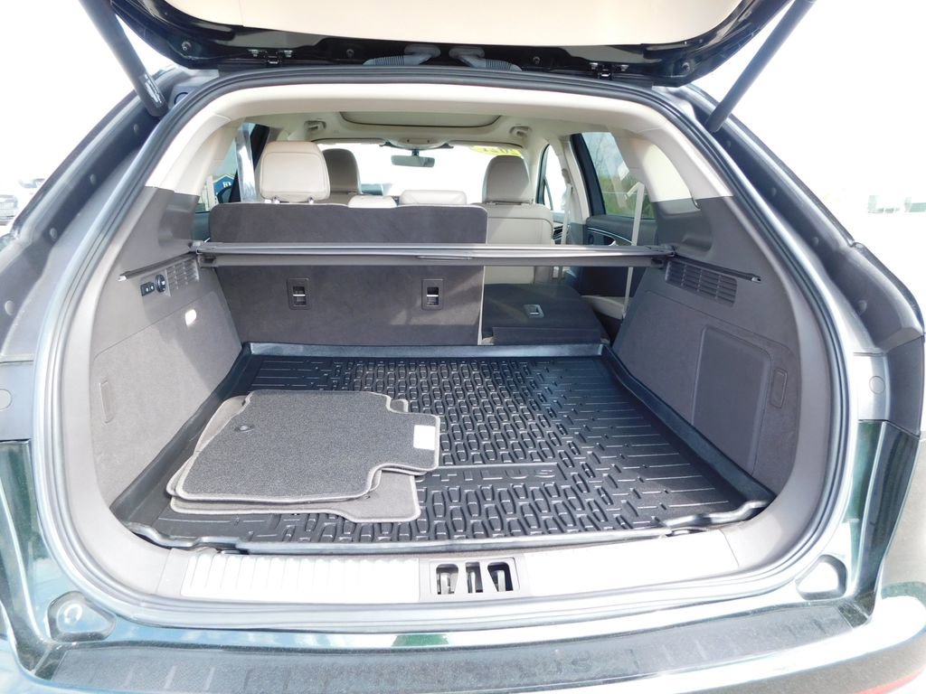 Used 2021 Lincoln Nautilus Reserve w/ Equipment Group 201A image 25