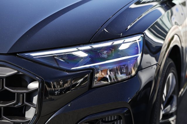New 2026 Audi Q8 Premium Plus image 12