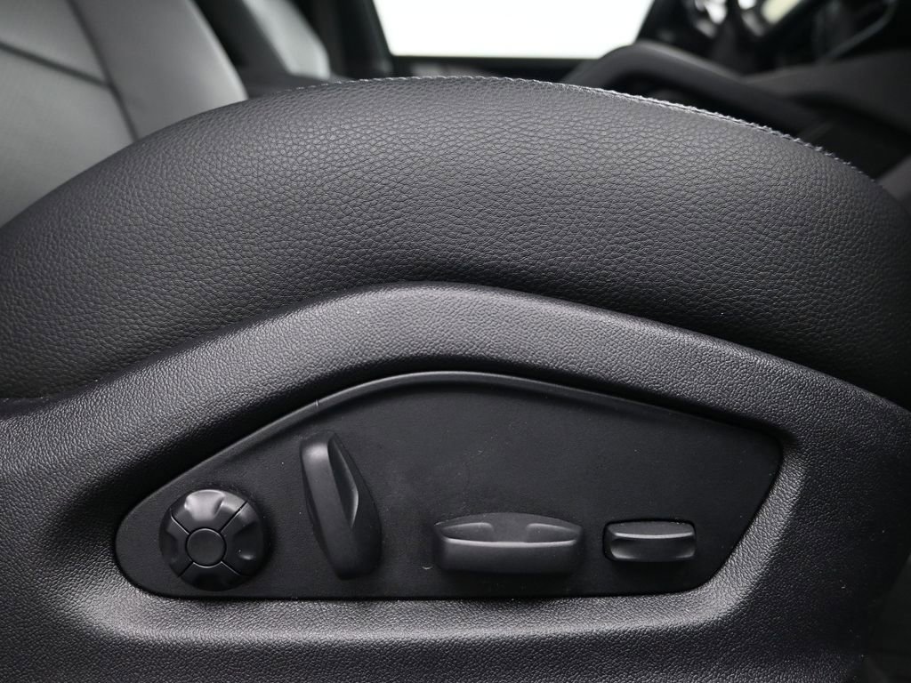 Certified 2024 Porsche Cayenne image 14