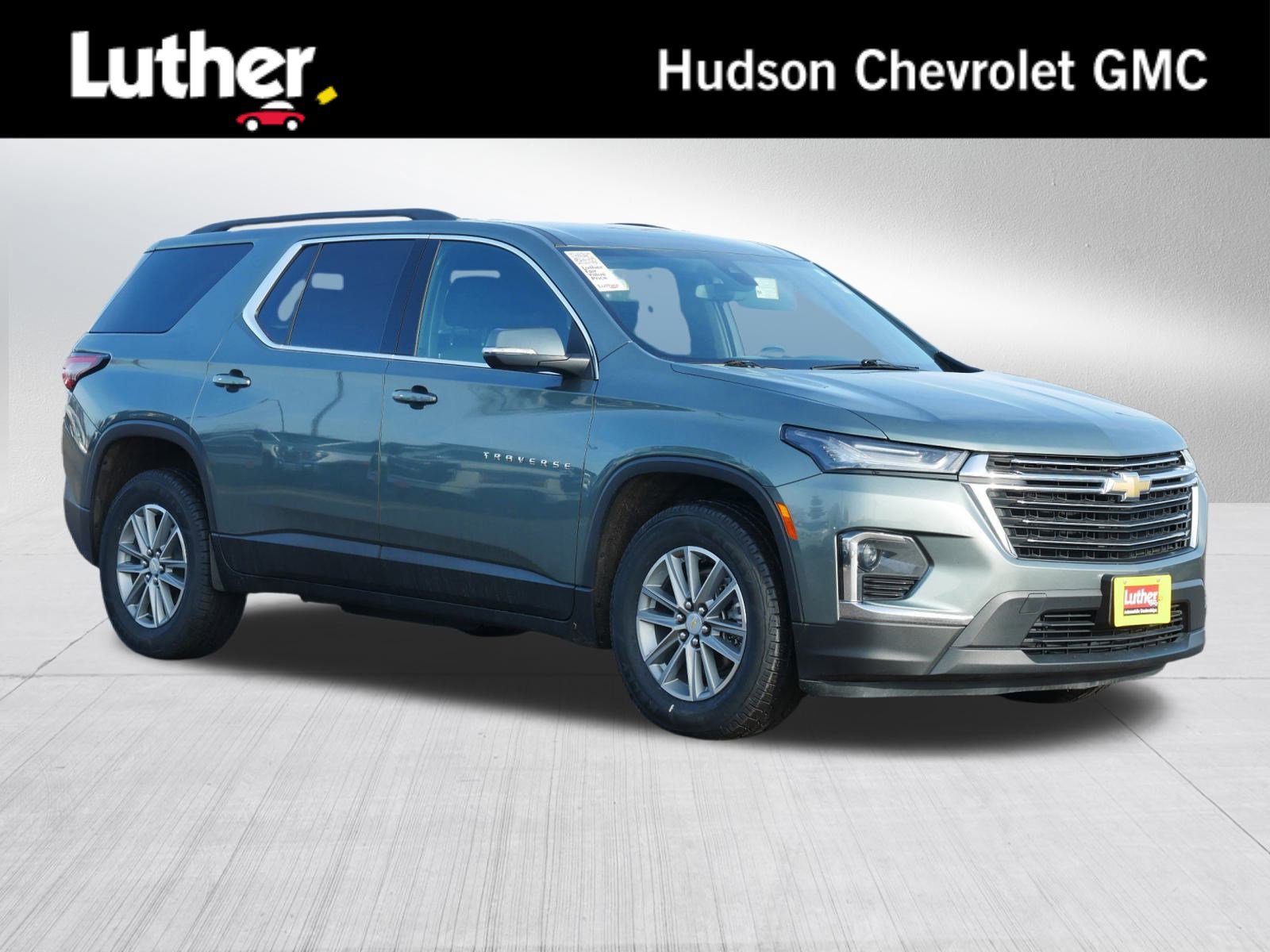 Used 2023 Chevrolet Traverse LT