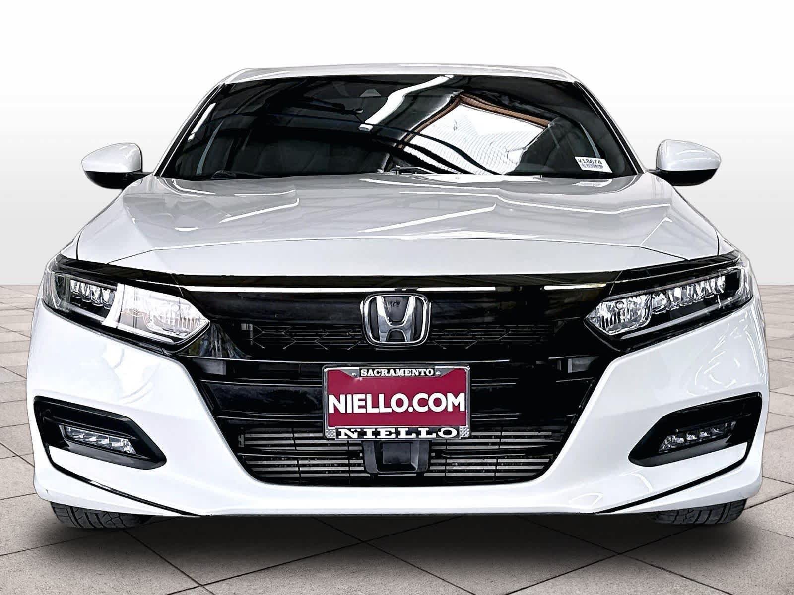 Used 2020 Honda Accord Sport image 2