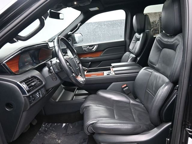 Used 2024 Lincoln Navigator Reserve image 14
