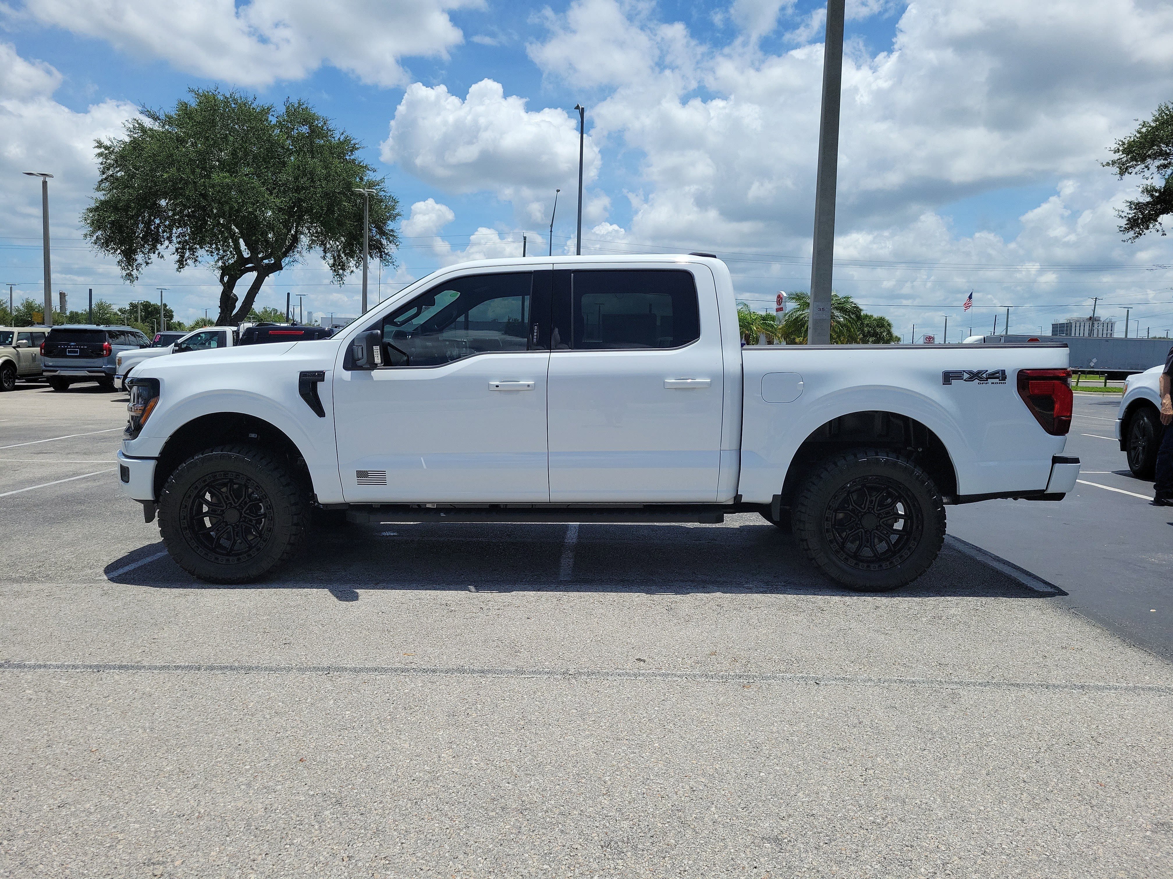 New 2026 Ford F150 XLT w/ Equipment Group 302A MID AWD/4WD image 7
