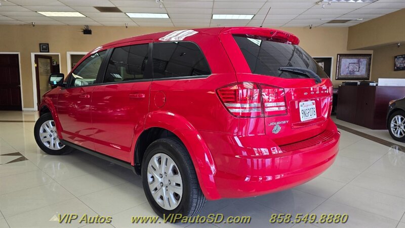 Used 2013 Dodge Journey American Value Package FWD image 3