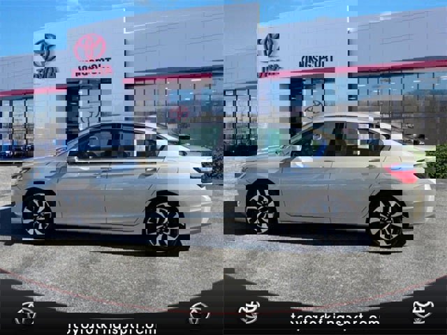 Used 2015 Honda Accord EX-L image 2