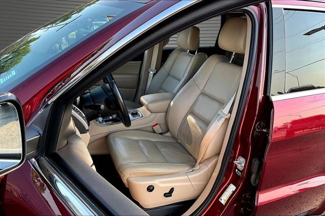 Used 2021 Jeep Grand Cherokee Limited AWD/4WD image 21