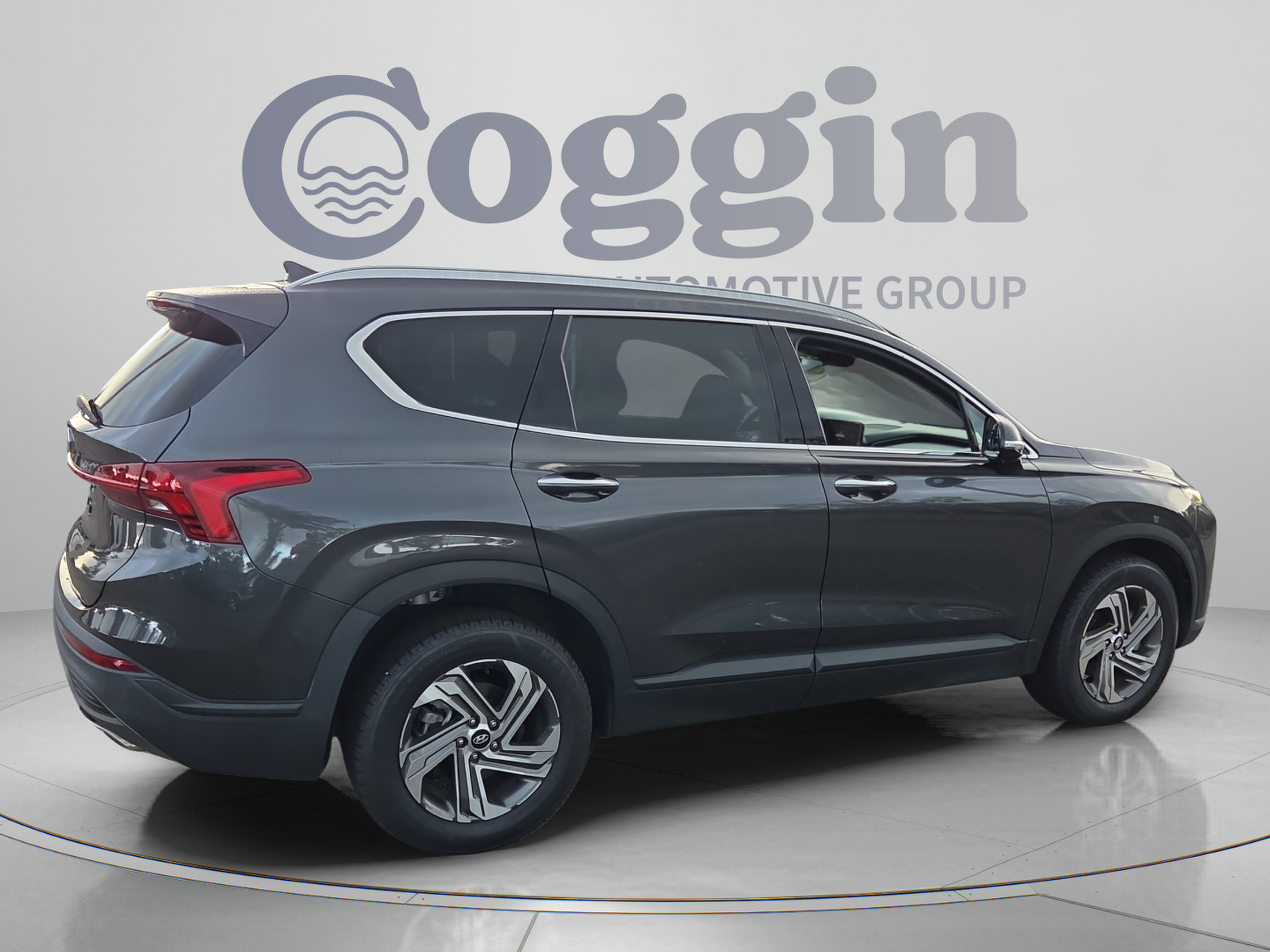 Used 2023 Hyundai Santa Fe SEL FWD image 5