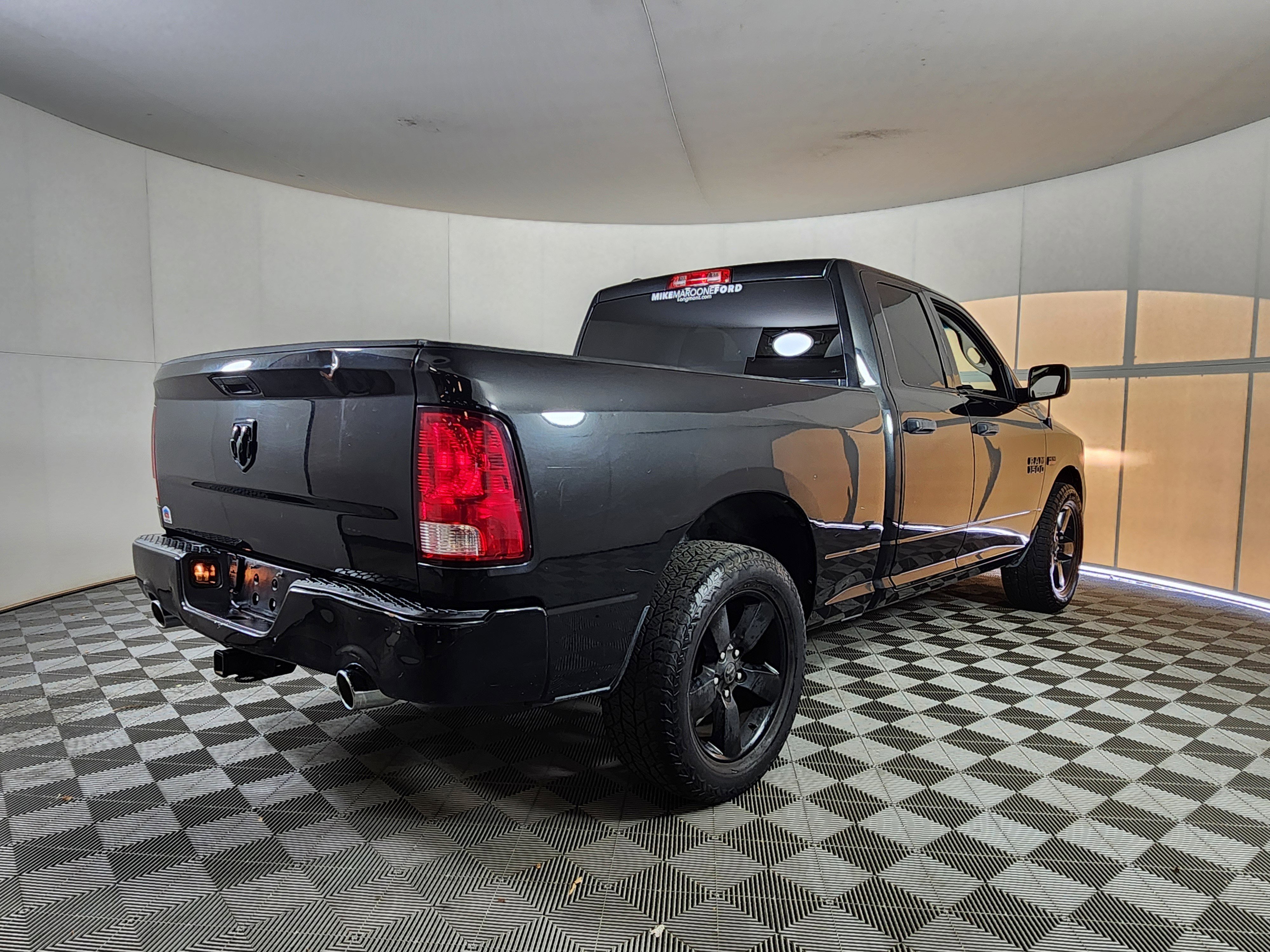 Used 2016 RAM 1500 Express w/ Black Ram 1500 Express Group image 7