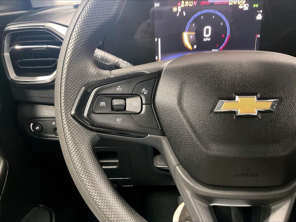 Used 2025 Chevrolet TrailBlazer LT AWD/4WD image 22