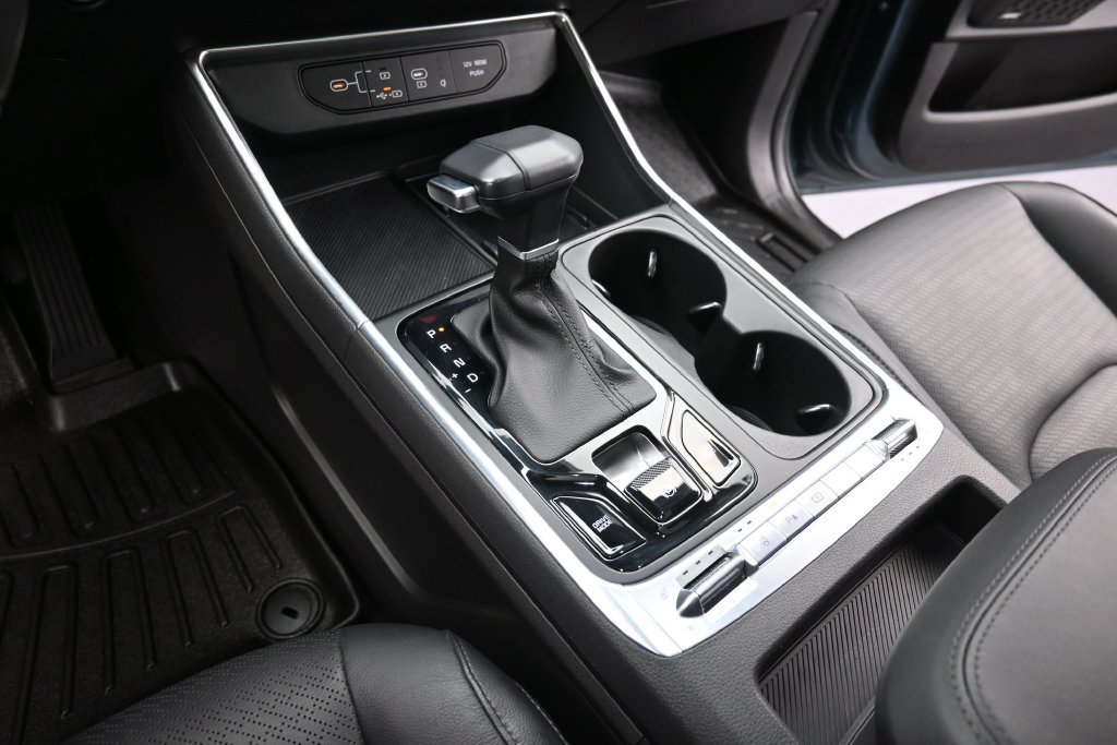 Used 2025 Kia Carnival SX Prestige FWD image 7