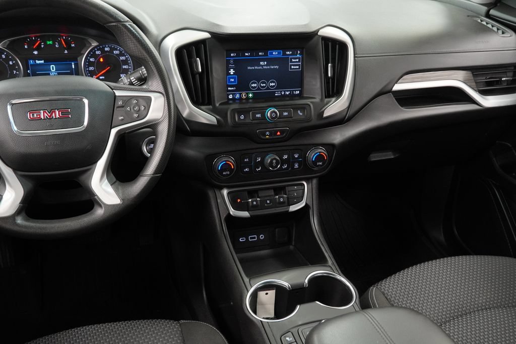 Used 2024 GMC Terrain SLE w/ Driver Convenience Package AWD/4WD image 14