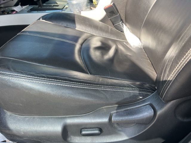 Used 2010 Mercury Mariner Premier FWD image 12