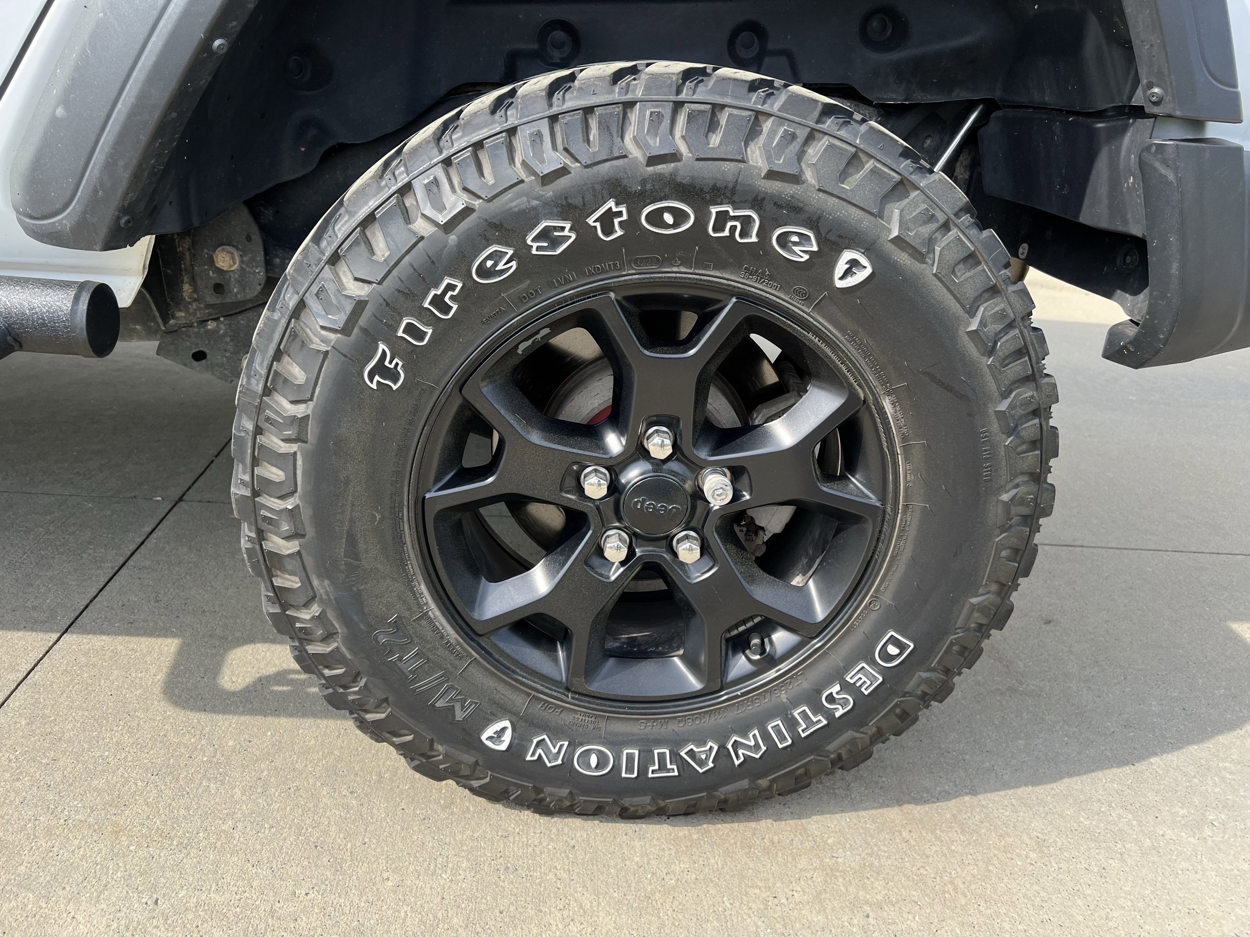 Used 2023 Jeep Wrangler Unlimited Sport image 13