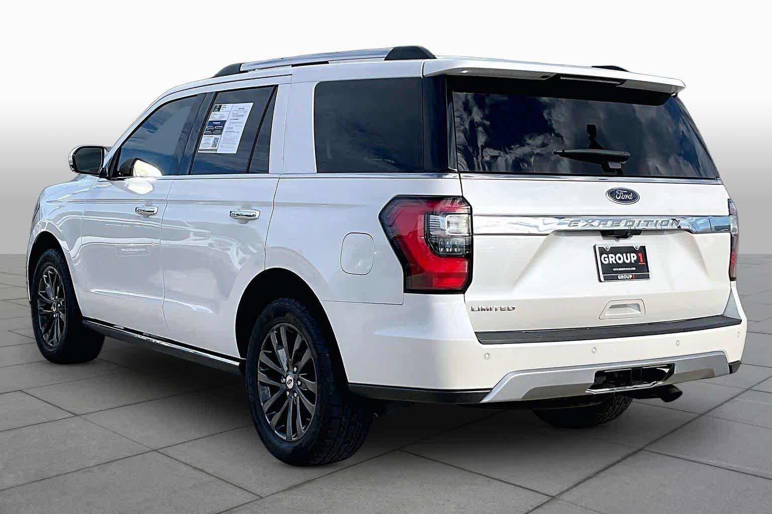 Used 2019 Ford Expedition Limited w/ Driver Assistance Package RWD image 12