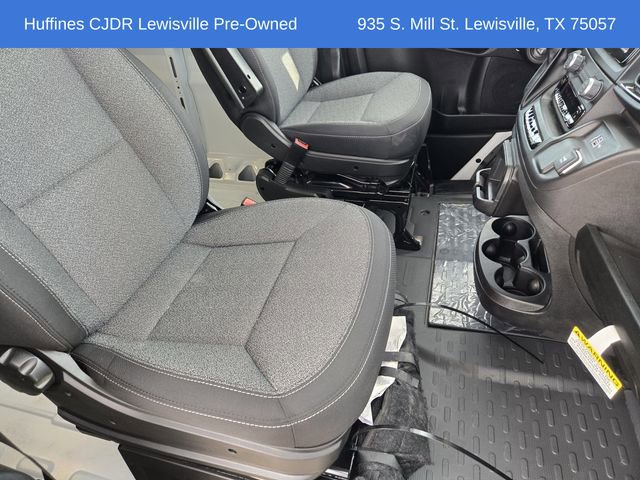 Used 2025 RAM ProMaster 2500 w/ Convenience Group image 14