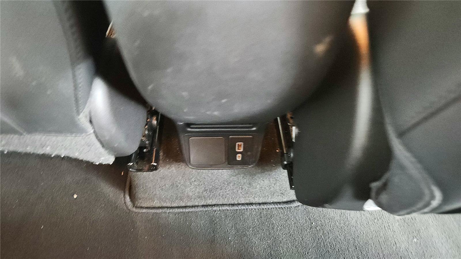Used 2021 Buick Encore GX Preferred w/ Cold Weather Comfort Package FWD image 14
