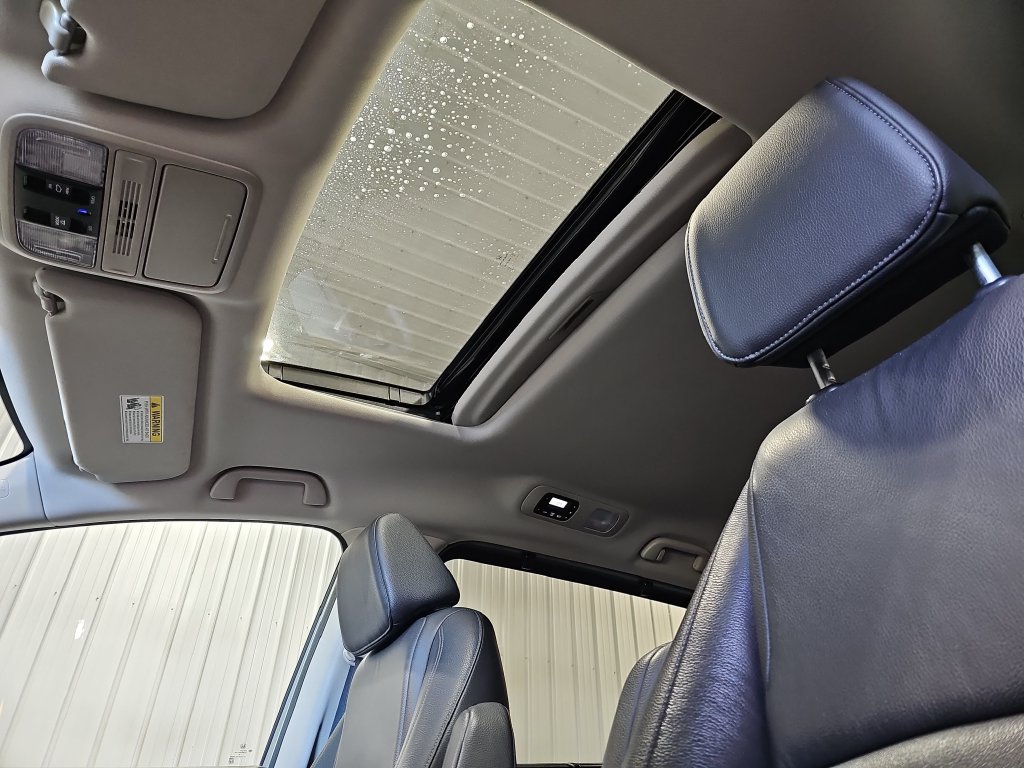 Used 2025 Honda Odyssey EX-L image 32