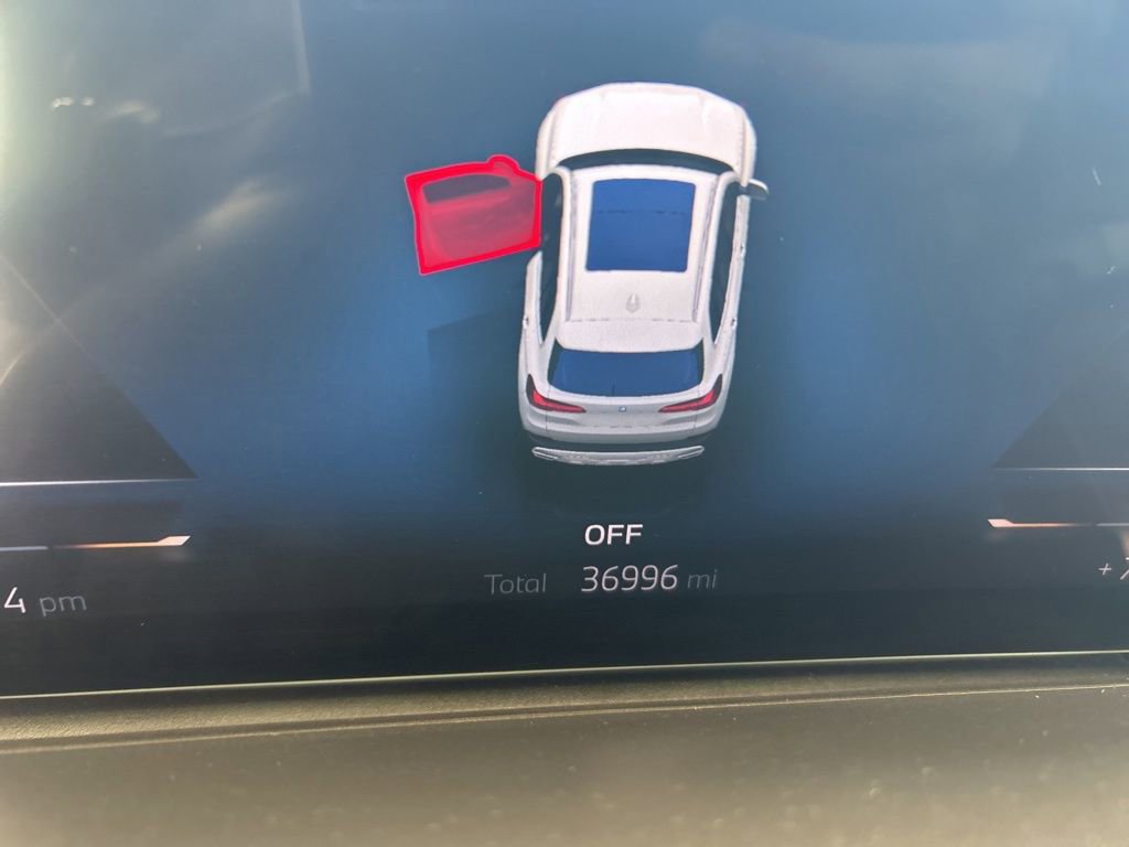 Used 2025 BMW X5 xDrive50e image 62