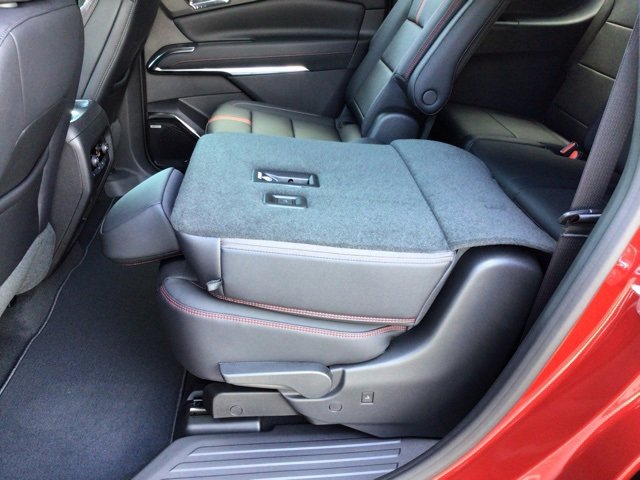 New 2026 Chevrolet Traverse RS w/ LPO, Floor Liner Package image 22