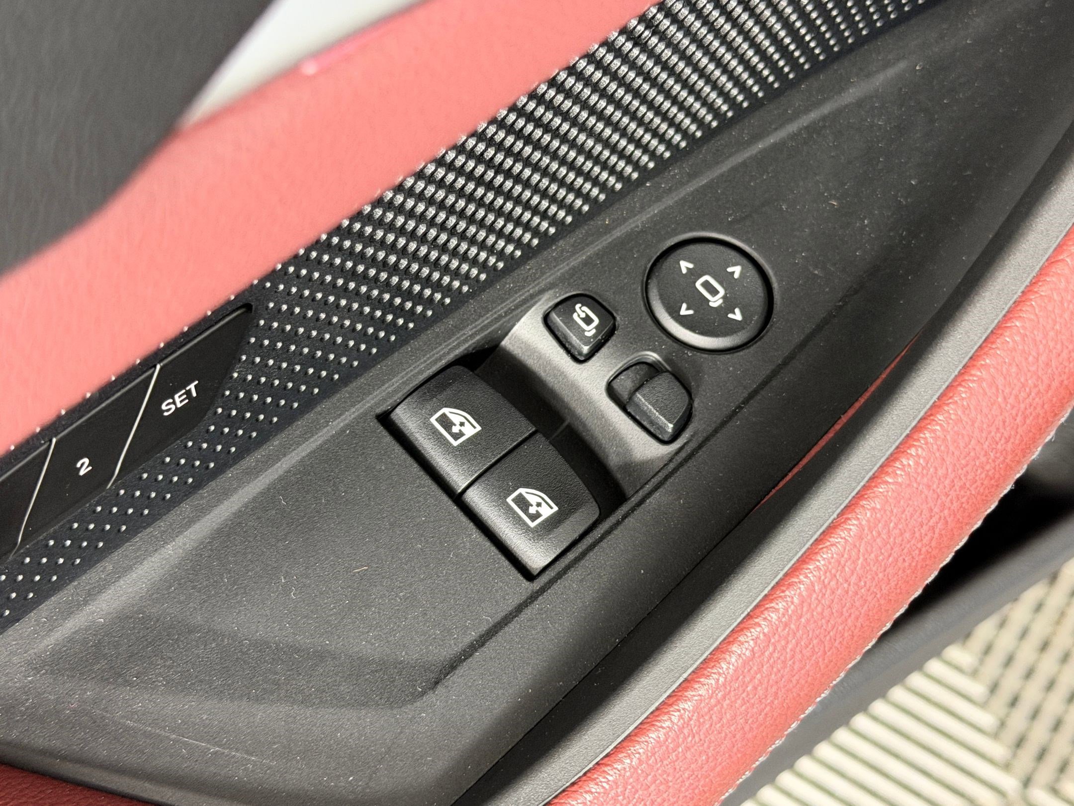 Certified 2025 BMW 430i Coupe w/ M Sport Package RWD image 12