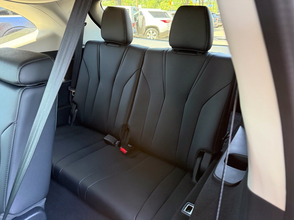 Used 2026 Acura MDX SH-AWD image 18