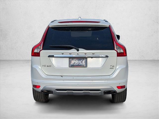 Used 2017 Volvo XC60 T6 Dynamic image 6