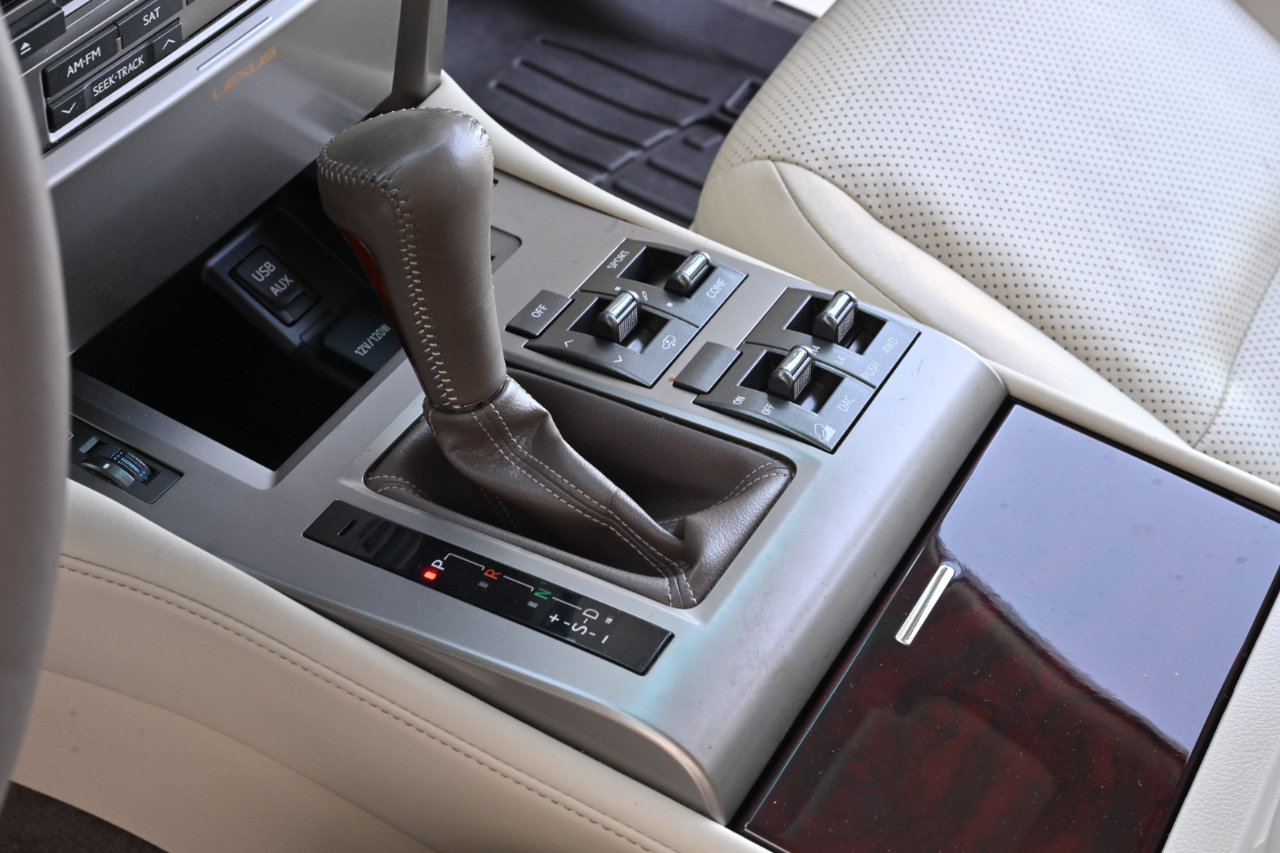 Used 2012 Lexus GX 460 Premium AWD/4WD image 22