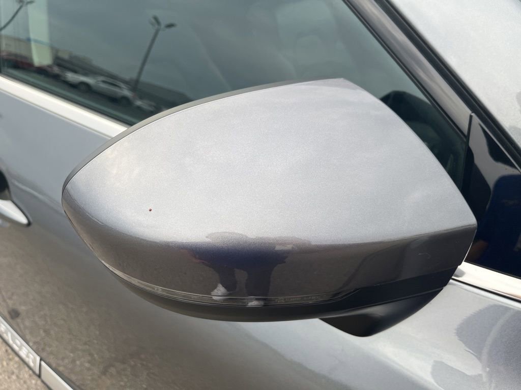 Used 2025 Nissan Pathfinder Platinum w/ Cargo Package image 48