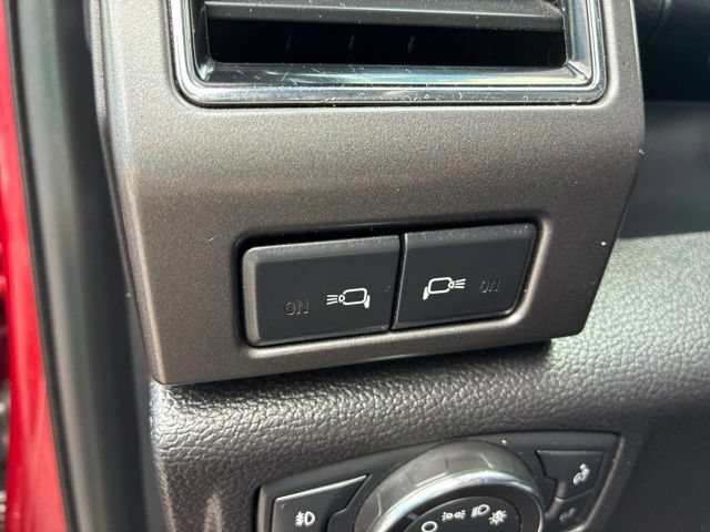 Used 2018 Ford F150 XLT w/ Equipment Group 302A Luxury AWD/4WD image 16