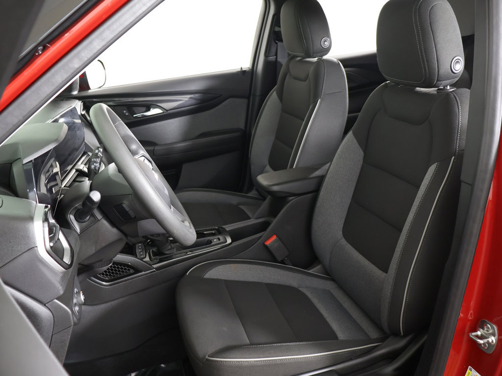Used 2026 Chevrolet TrailBlazer LT FWD image 26