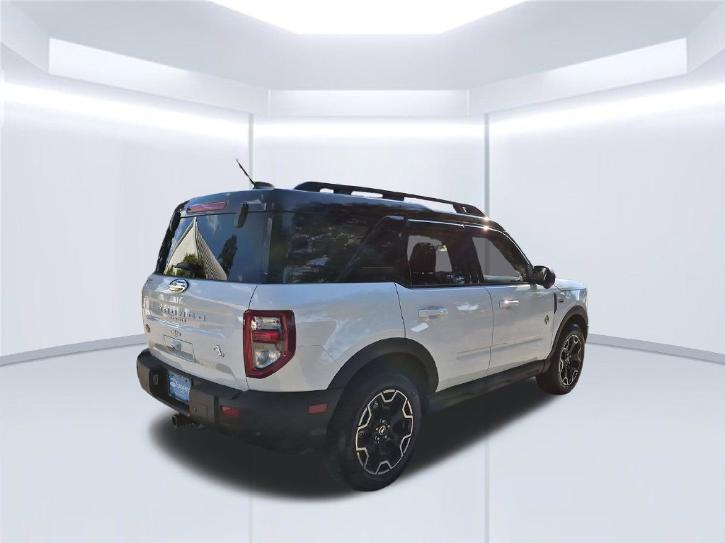 Used 2025 Ford Bronco Sport Outer Banks w/ Outer Banks Tech Package+ AWD/4WD image 6