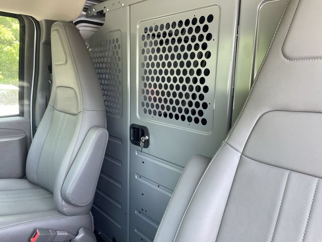 New 2026 Chevrolet Express 2500 w/ Driver Convenience Package RWD image 23