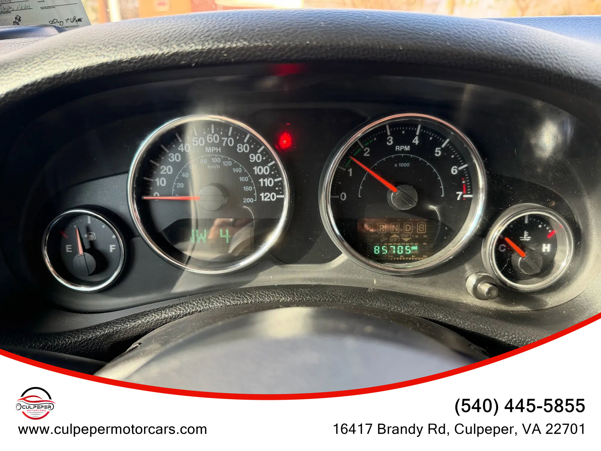 Used 2016 Jeep Wrangler Unlimited Sahara w/ Dual Top Group image 17