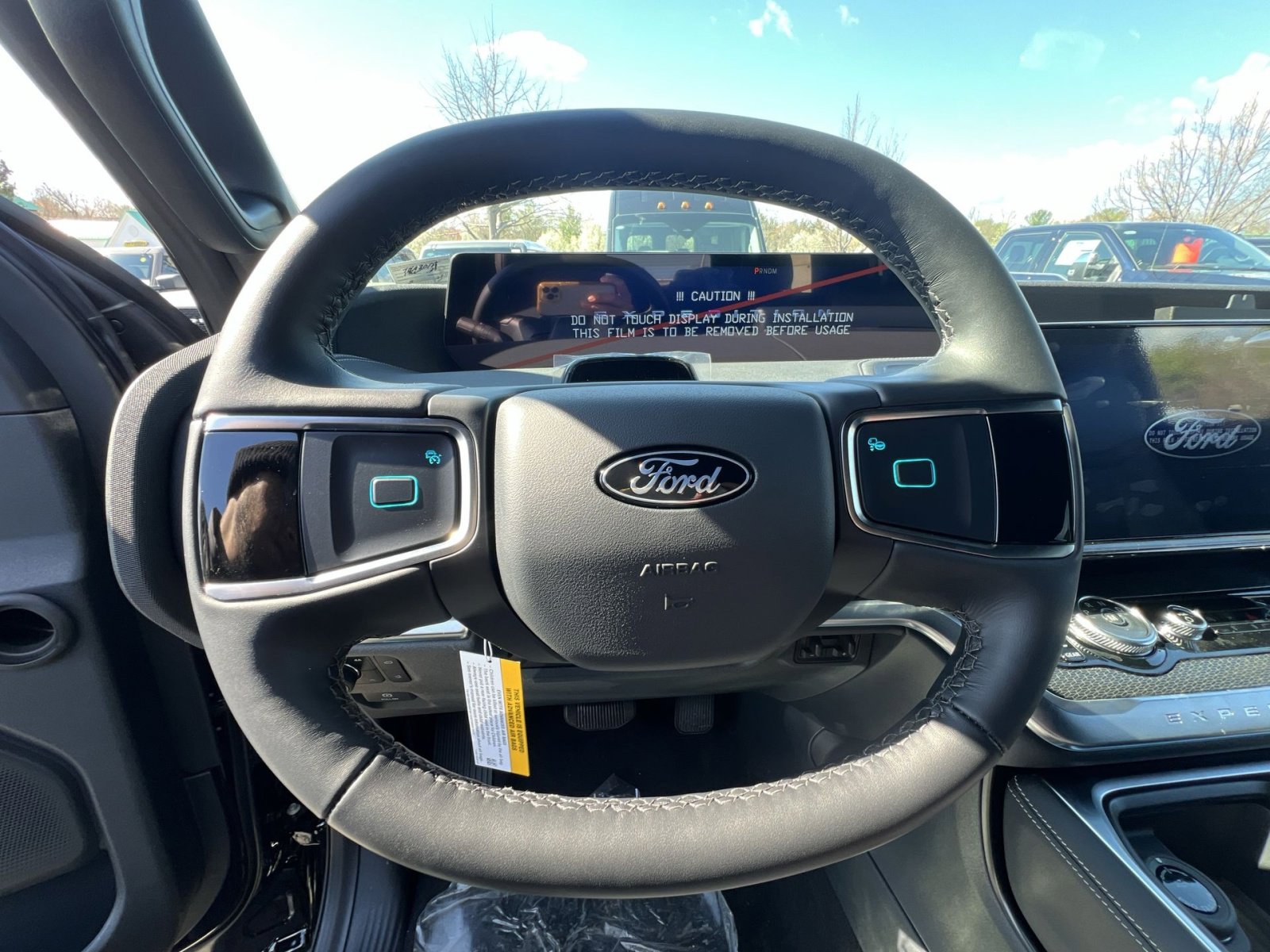 New 2026 Ford Expedition Platinum image 16