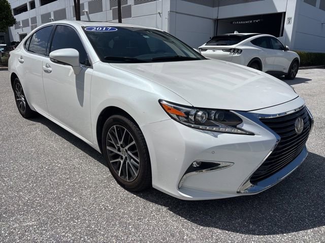 Used 2017 Lexus ES 350 w/ Luxury Package image 1