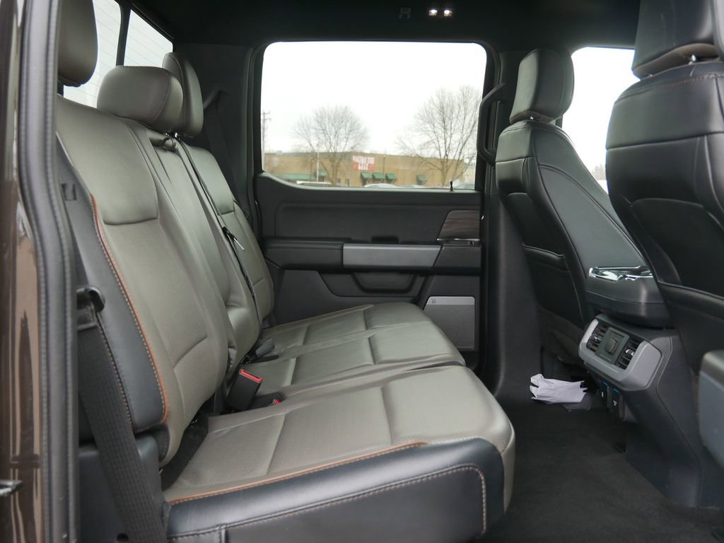 Used 2024 Ford F150 Lariat image 11