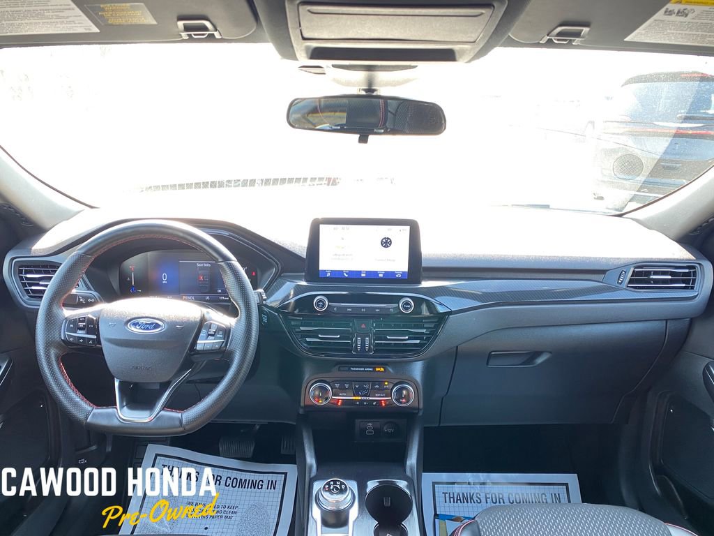 Used 2025 Ford Escape ST-Line Select AWD/4WD image 18