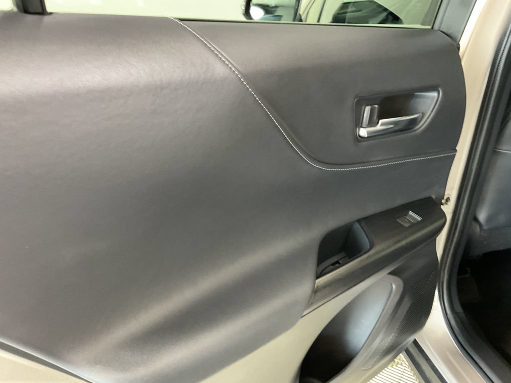 Used 2023 Toyota Venza Limited AWD/4WD image 19