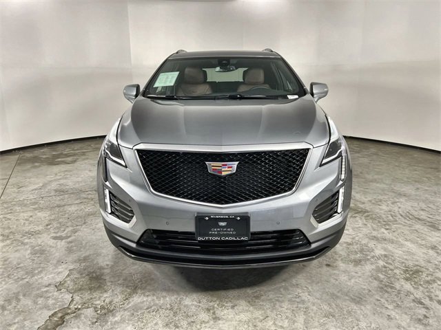 Used 2025 Cadillac XT5 Sportv image 3