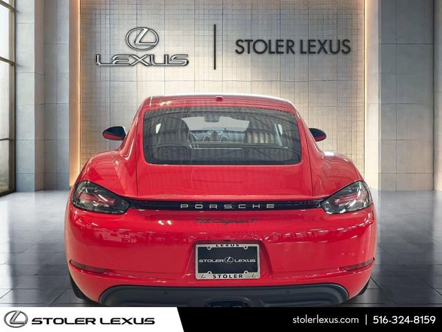 Used 2023 Porsche 718 Cayman RWD image 4